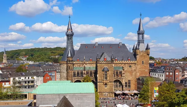 Bild: Vision Group erwirbt über Aengevelt Wohnensemble in Aachen.