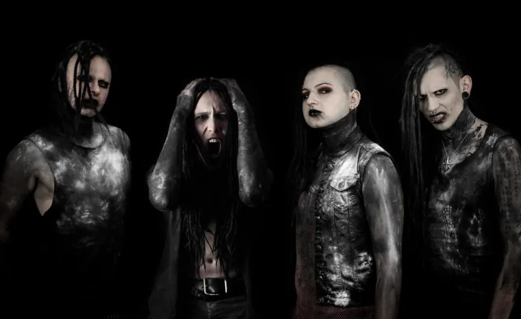 Devil-M mit neuem Album HOLLOW EARTH Bild: Devil-M mit neuem Album HOLLOW EARTH