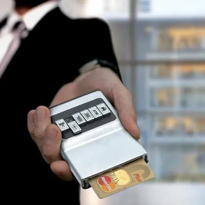 Bild: acm vergibt das Exklusivrecht für den deutschsprachigen Werbemittelmarkt