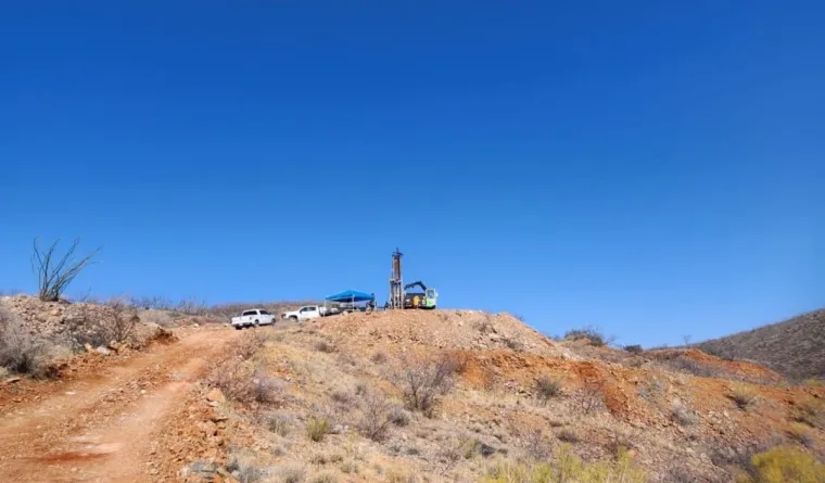 Bild: Aztec Minerals: Neues Bohrprogramm soll hochgradiges Gold und Silber nachweisen