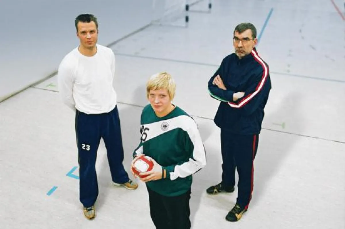 Das Trainingsteam von rechts: Lehrer Andreas Thiel, Clara Woltering und Matthias Reckzeh.