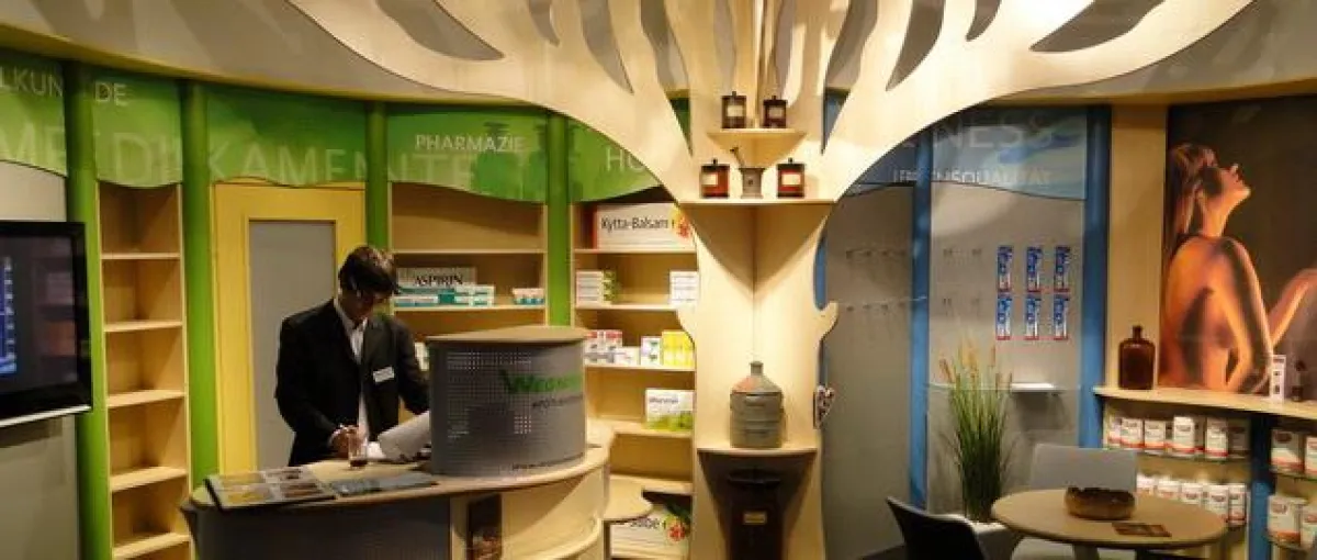 Wegmann Apothekeneinrichtungen auf der Expopharm