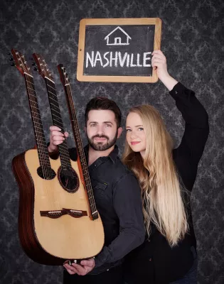 Bild: Erstes Duo-Album Unsent: Meg Pfeiffer und Luca Stricagnoli zieht es nach Nashville