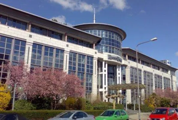 Bild: ArteMedic: Eine größere und schönere Brust ohne sichtbare Narben