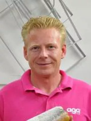 Bild: agaSAAT GmbH: Konditormeister zeigt professionellen Umgang mit Mohn