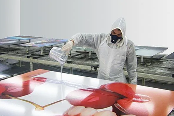 Bild: Liquid Gloss: Neue Präsentationsform für fotografische Kunst
