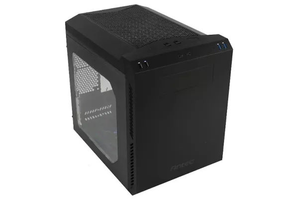 Bild: P50 WINDOW: Flüsterleises Gaming-Gehäuse im geräumigen Cube-Kleinformat
