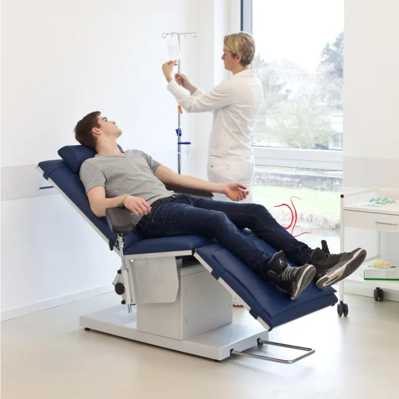 Blutspende- und Dialyseliege von AGA