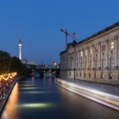 Bild: Abendfahrten im Lichterglanz von Berlin