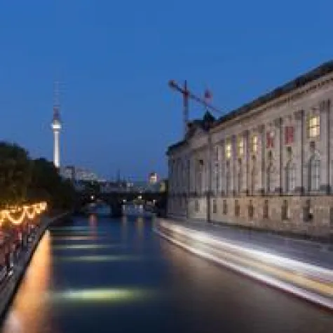 Bild: Abendfahrten im Lichterglanz von Berlin