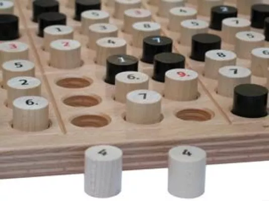 Bild: Das erste STR8TS-Brettspiel auf der Spielwarenmesse