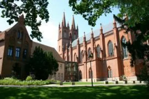 Bild: Klostertour in Mecklenburg-Vorpommern: »Junges Leben in alten Mauern«