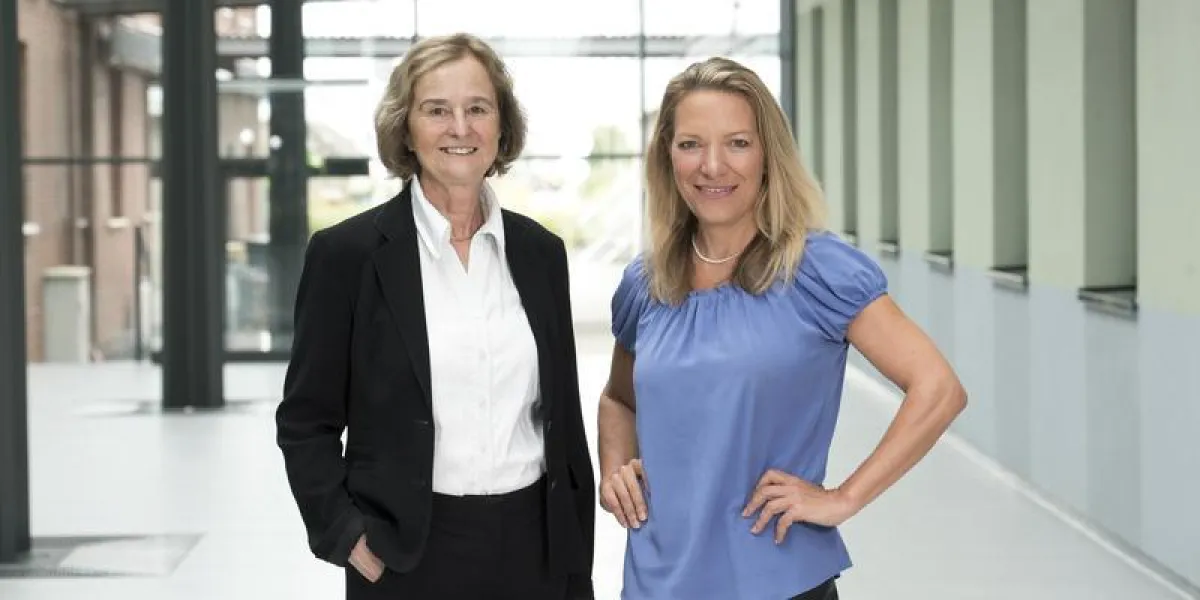 Karin Lochte (left) and Antje Boetius (Photo: Alfred-Wegener-Institut / Kerstin Rolfes)