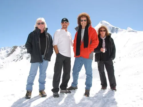 'Sonne, Schnee und Party' Woche - Kultband Smokie spielt vor 3.000 Fans in Zell am See-Kaprun Bild: 'Sonne, Schnee und Party' Woche - Kultband Smokie spielt vor 3.000 Fans in Zell am See-Kaprun