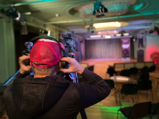 Bild: Speaker Night im Grünen Salon der Volksbühne Berlin