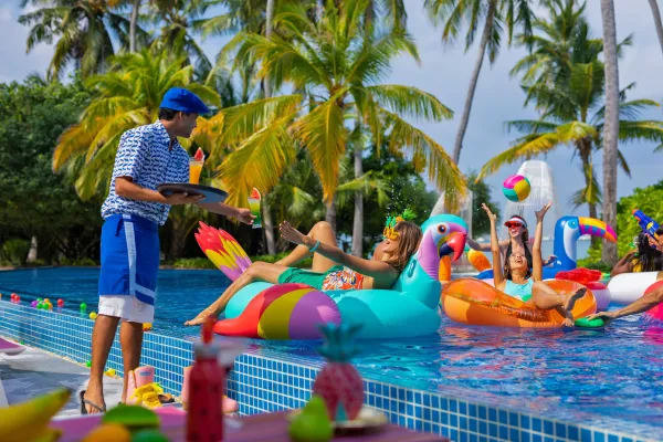 Bild: Kandima Maldives punktet mit Non-Stop Live Entertainment