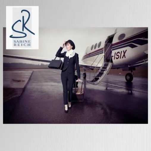 SR – Sabine Reich ist das neue Mode-Label für kleine, zierliche Frauen Bild: SR – Sabine Reich ist das neue Mode-Label für kleine, zierliche Frauen