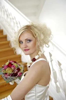 Bild: Hochzeitsmesse 2009 auf Schloss-Engers, Intercoiffure Böhm.Haare sorgt für aufregende Brautfrisuren