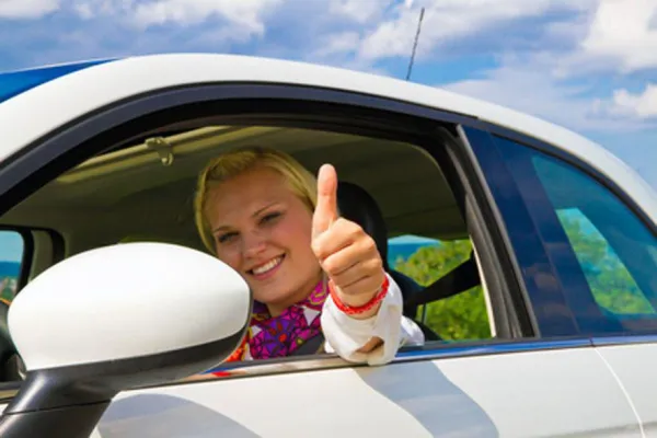 Bild: Sommer-Mietwagen rechtzeitig ordern / Frühbucher-Cashback und Gratis-Buchungen auf m-broker.de