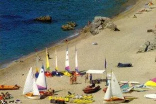 Bild: Das Element Wasser – Der zentrale Punkt in Camping Cala Llevado