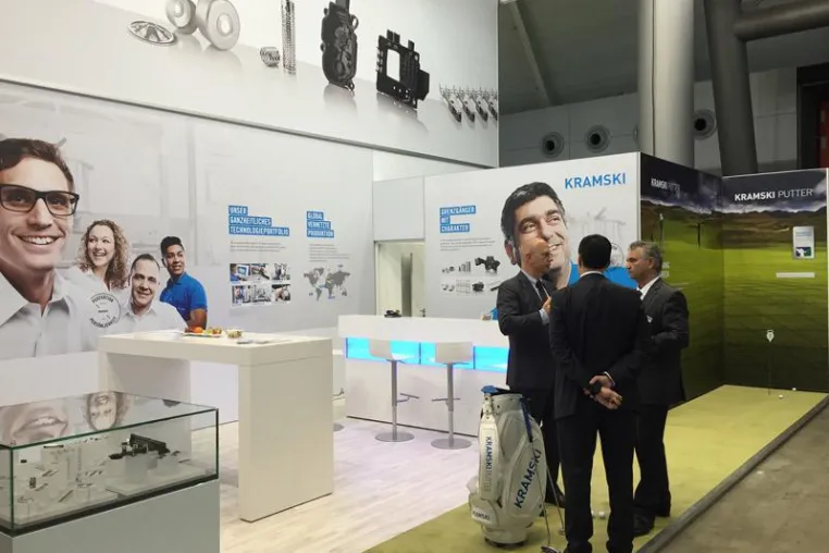 KRAMSKI bei der Blechexpo 2015 in Stuttgart Bild: KRAMSKI bei der Blechexpo 2015 in Stuttgart
