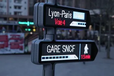 Bild: In Echtzeit, immer in Bewegung: das wegweisende Verkehrsschild für die ‚Smart City‘