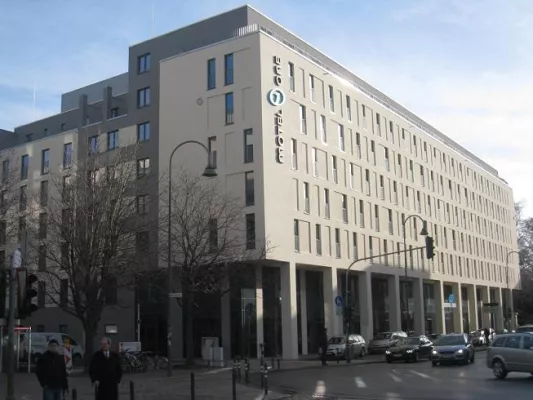Bild: Lammerting Immobilien Gruppe stellt Motel One in Köln fertig