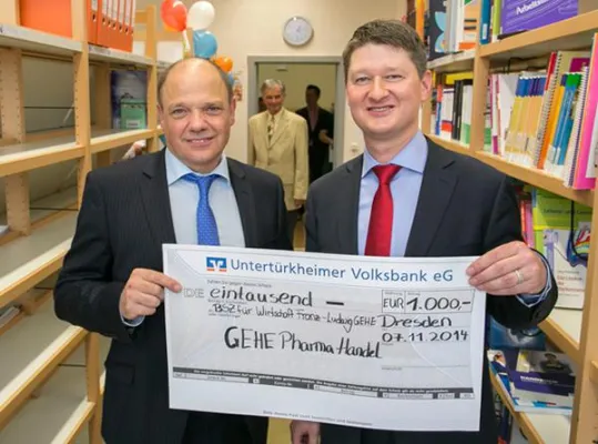 Bild: Eine neue Bibliothek für die Franz-Ludwig GEHE Schule