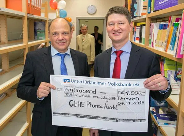 Bild: Eine neue Bibliothek für die Franz-Ludwig GEHE Schule