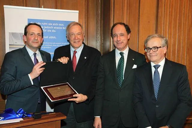 Juan José Hidalgo wurde mit dem Kammerpreis der Spanischen Handelskammer ausgezeichnet Bild: Juan José Hidalgo wurde mit dem Kammerpreis der Spanischen Handelskammer ausgezeichnet