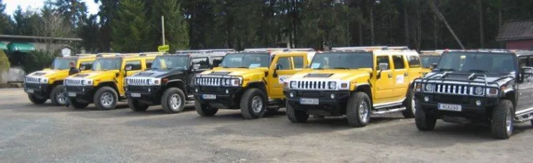 Bild: Hummer Konvoi durchs Ötztal