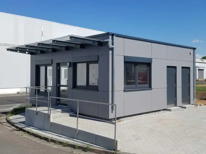 Bild: Heinkel Modulbau (Blaubeuren) liefert hochwertige Pforte für ABB in Hanau