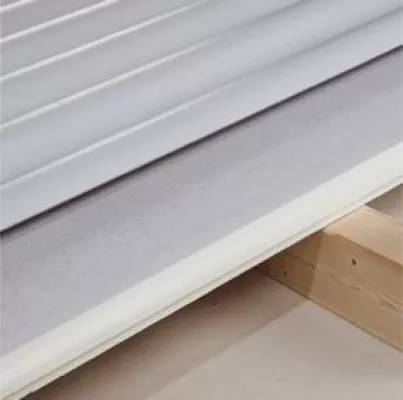 Bild: Eternit Dämmelement Etertherm-W-PUR+: Innovative Dämmung für Wellplattendächer