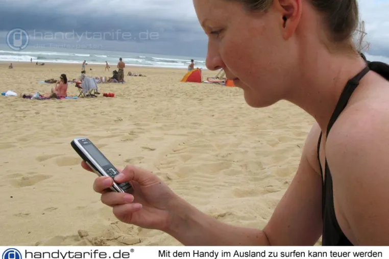 Das Smartphone auf Reisen - Kostenfalle mobiles Internet im Ausland Bild: Das Smartphone auf Reisen - Kostenfalle mobiles Internet im Ausland