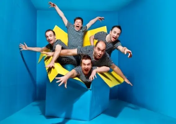 „FÜENF“-A-cappella-Musiker mit Stimmgewalt und viel Witz Bild: „FÜENF“-A-cappella-Musiker mit Stimmgewalt und viel Witz