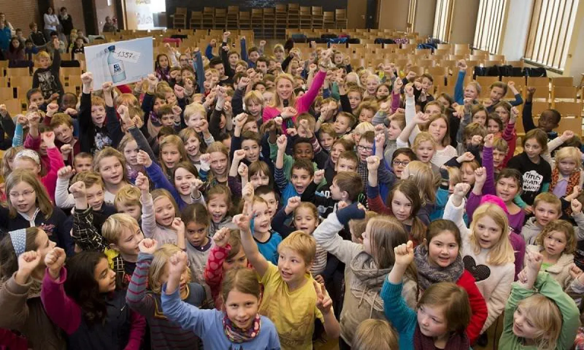 AQUA-AGENTEN packen's an und engagieren sich gegen Plastikmüll