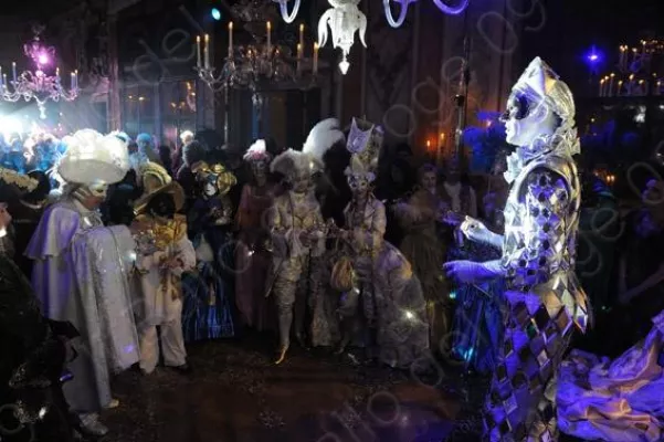 Bild: Il Balo del Doge 2012 - Treffpunkt des Jet Set