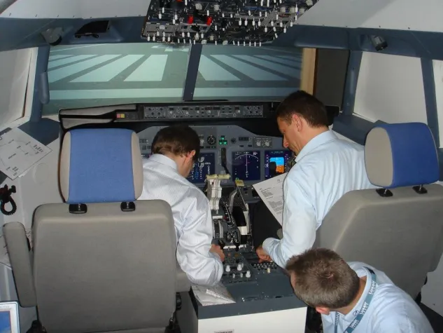 Bild: EVS Flighttraining - Professioneller Flugsimulator in Berlin