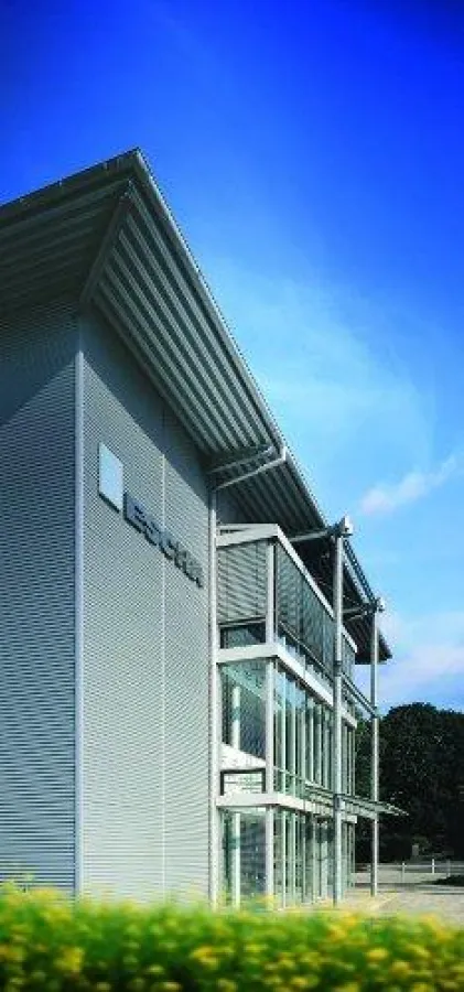 Hauptverwaltung der ESCHA Bauelemente GmbH in Halver.