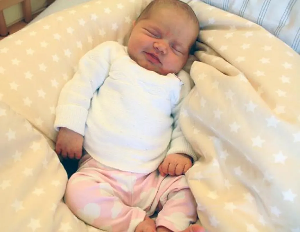 Linja, ist in diesem Jahr das 500. Baby in der Bethesda Geburtshilfe
