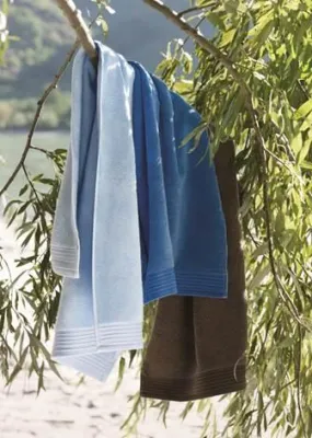 100 % österreichische Erzeugung: neue Handtuchkollektion „Premium“ von framsohn frottier Bild: 100 % österreichische Erzeugung: neue Handtuchkollektion „Premium“ von framsohn frottier