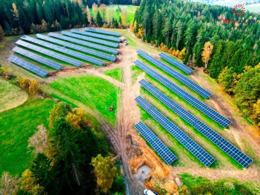 MLG Solar GmbH ist Pionier beim Bau von Solarkraftwerken in Deutschland Bild: MLG Solar GmbH ist Pionier beim Bau von Solarkraftwerken in Deutschland