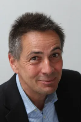 Bild: Wissenschaftler der Universität Regensburg wird in zwei renommierte Forschungsgesellschaften berufen