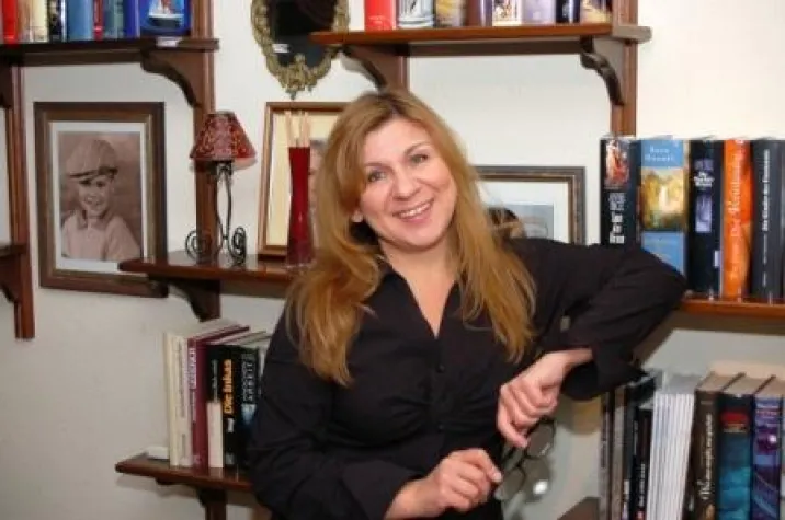 Bild: LÜNER AUTORIN ERHÄLT FÖRDERPREIS FÜR LITERATUR - Sabine Ludwigs erneut ausgezeichnet