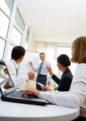 Bild: Eindimensional war gestern: BBA startet 2014 mit neuem Lernformat