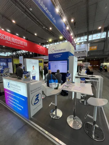 Bild: Seventythree Networks GmbH präsentiert Schuladmin auf der Bildungsmesse didacta 2025