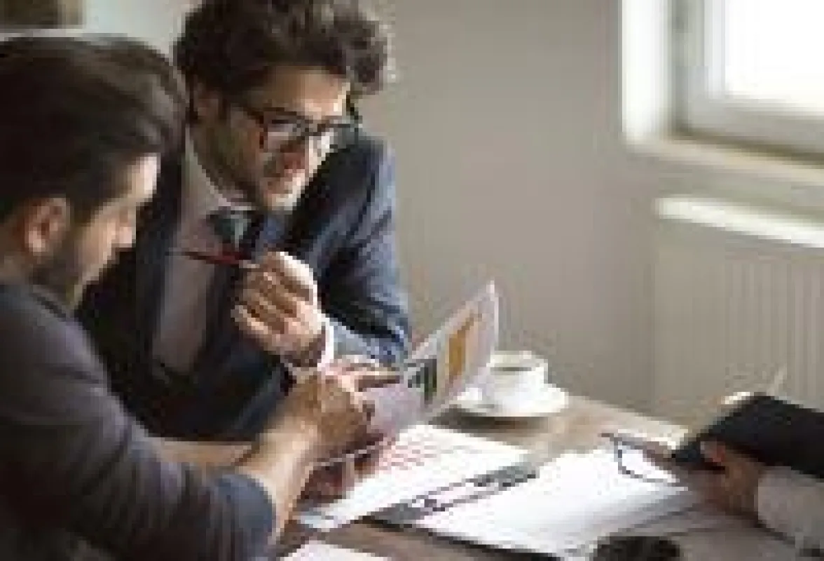 ABG-Mandanten werden nun bei Bedarf auch umfassend zu den Chancen und Risiken von Leasing-Verträgen beraten.