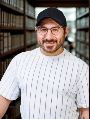 Bild: „Leben oder Überleben“ – Autobiografie enthüllt brutale Realität einer verlorenen Kindheit