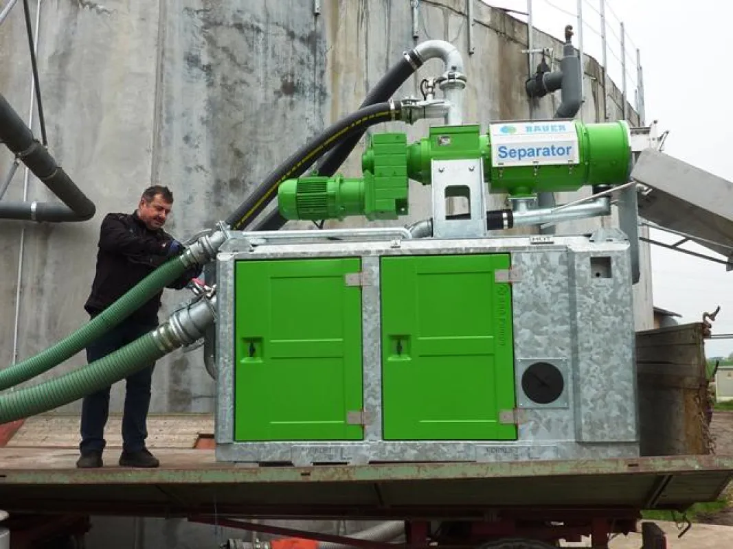 Kompakter Separator von Meixner Gülletechnik im Einsatz