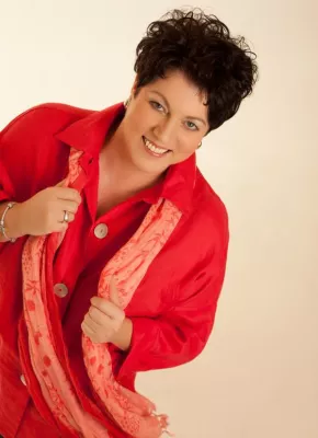 Bild: MENSCH-SEIN... DIE LANGE REISE IN DIE MEISTERSCHAFT - Das Buch von Margit Eres Kronenberghs ist erschienen